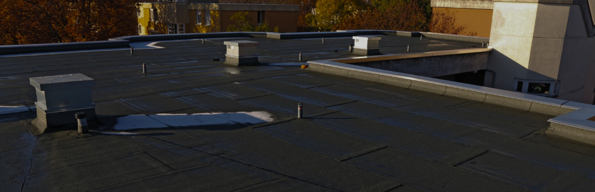 Commercial Roofing breadcrumb